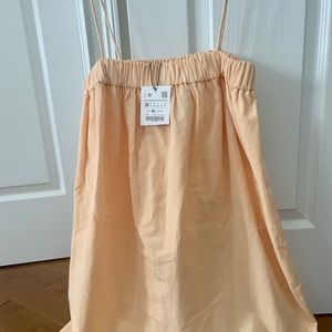 ✨NWT trendy Zara dress✨
